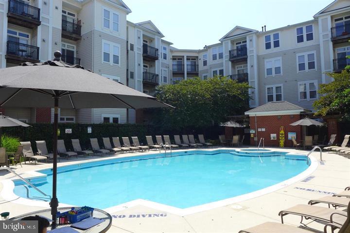 2665 PROSPERITY AVENUE 128