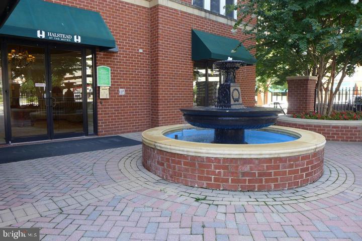 2665 PROSPERITY AVENUE 128