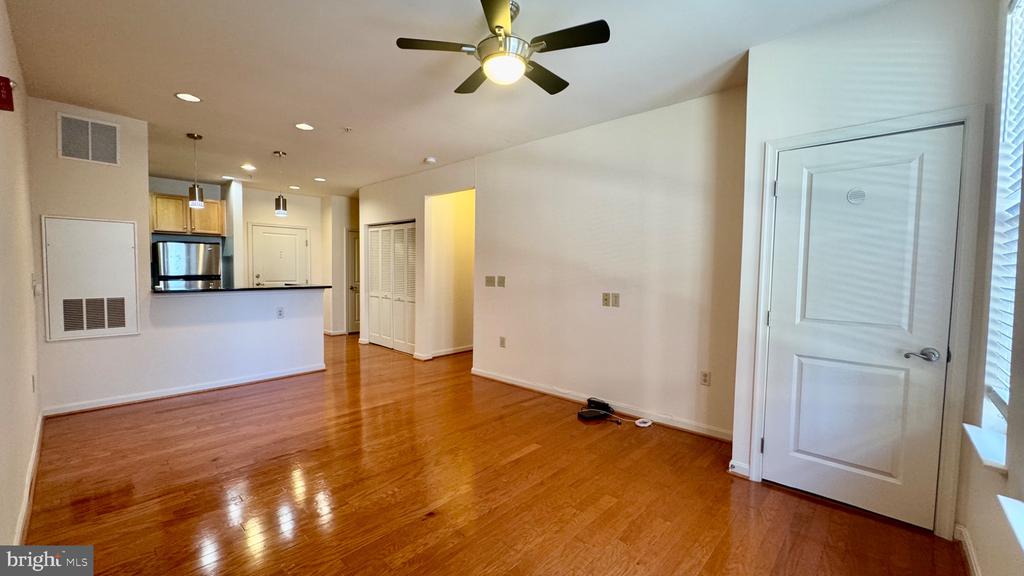 2665 PROSPERITY AVENUE 128