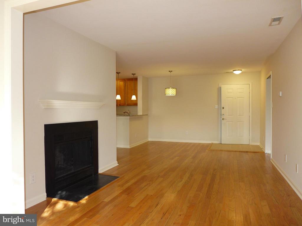 10302 APPALACHIAN CIRCLE 8-305