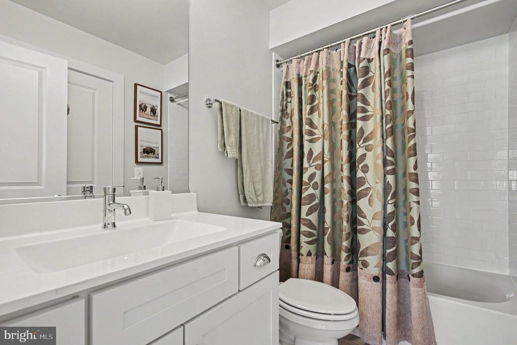 2863 LOWEN VALLEY ROAD