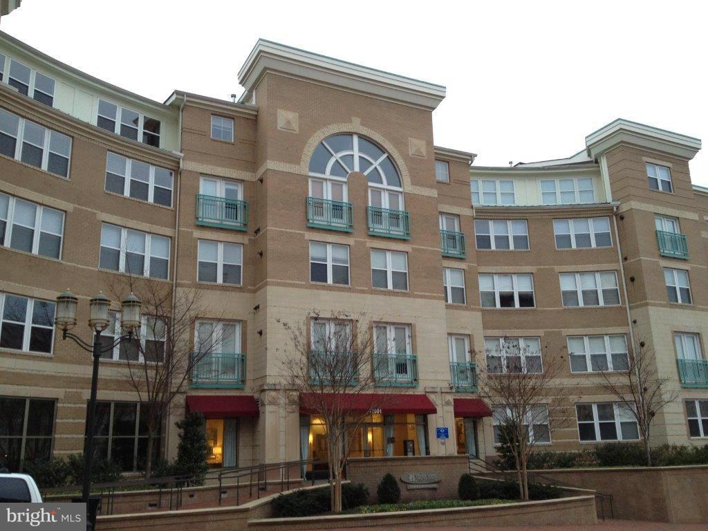 12000 MARKET STREET Unit: 455