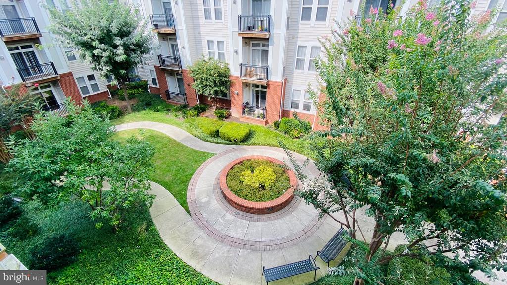 2665 PROSPERITY AVENUE Unit: 307
