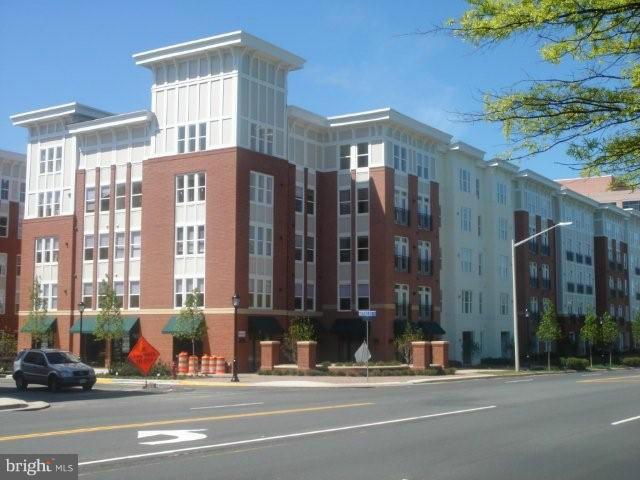 2665 PROSPERITY AVENUE Unit: 307