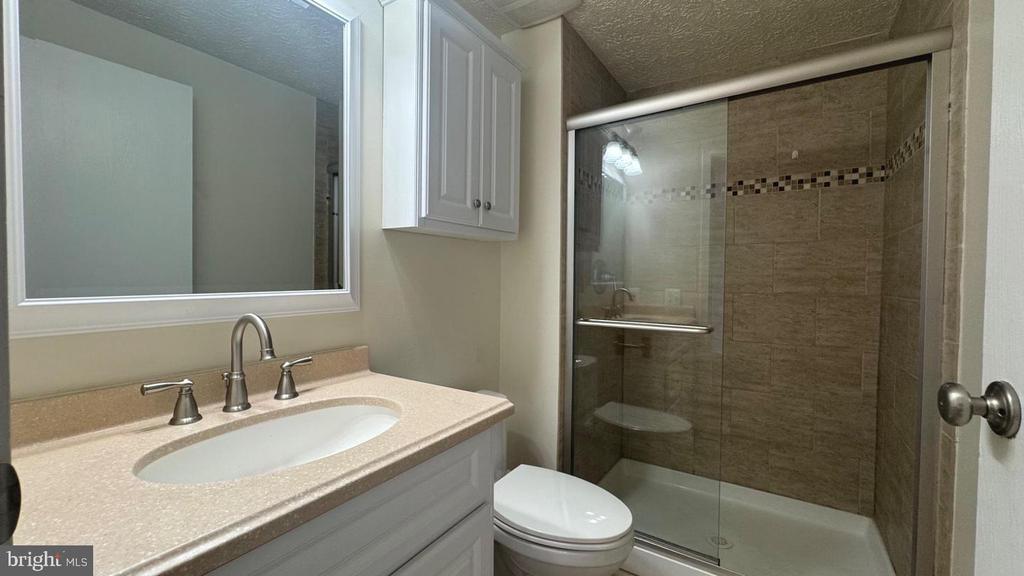 5726 OAK FERN COURT