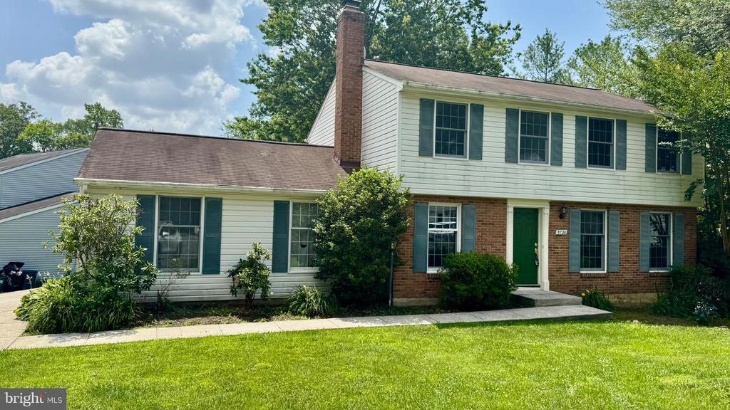 5726 OAK FERN COURT