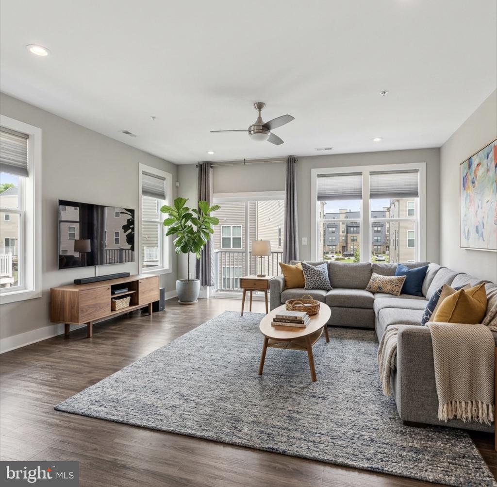 2626 LASSEN WALK Unit: B