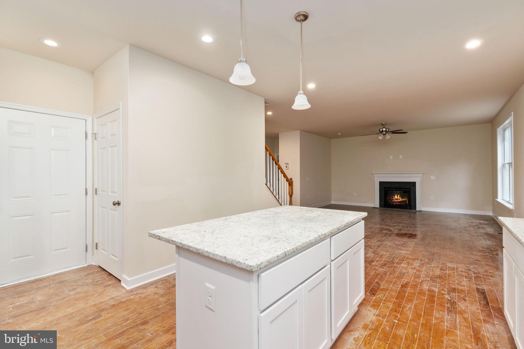 8861 SAGE CT
