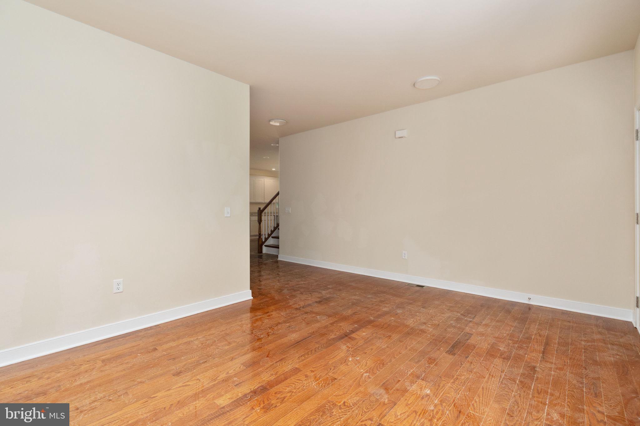 8861 SAGE CT