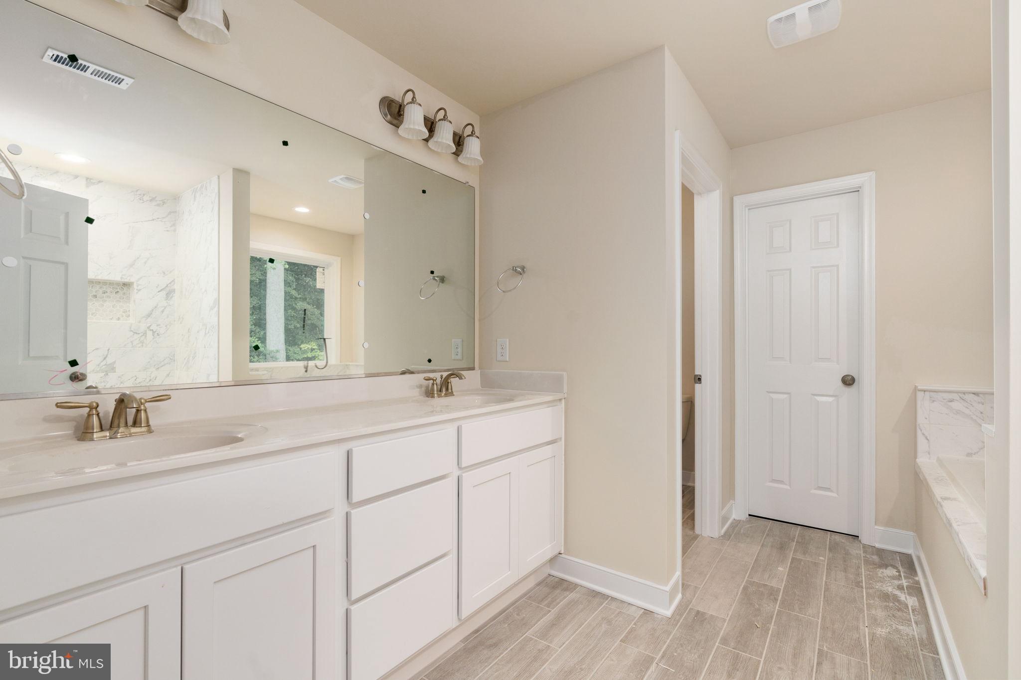 8861 SAGE CT
