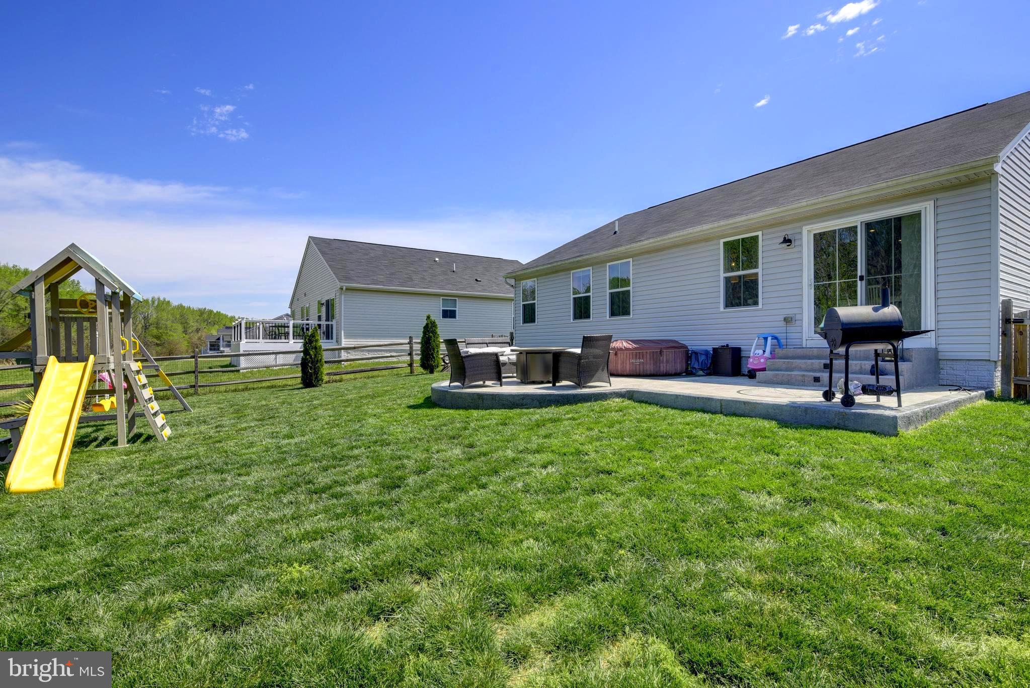 11290 EMERALD DRIVE