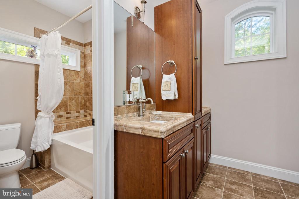 11092 CALEDON ROAD