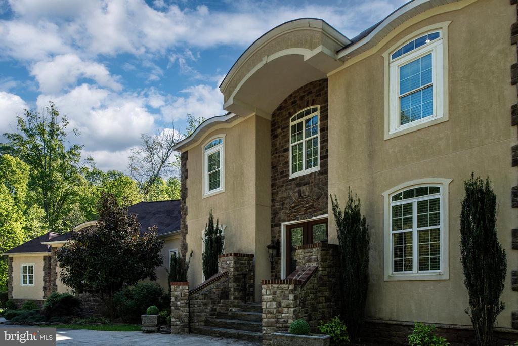 11092 CALEDON ROAD
