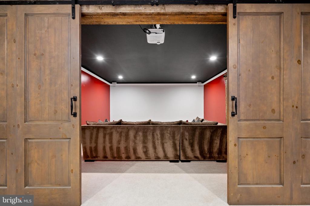 11092 CALEDON ROAD