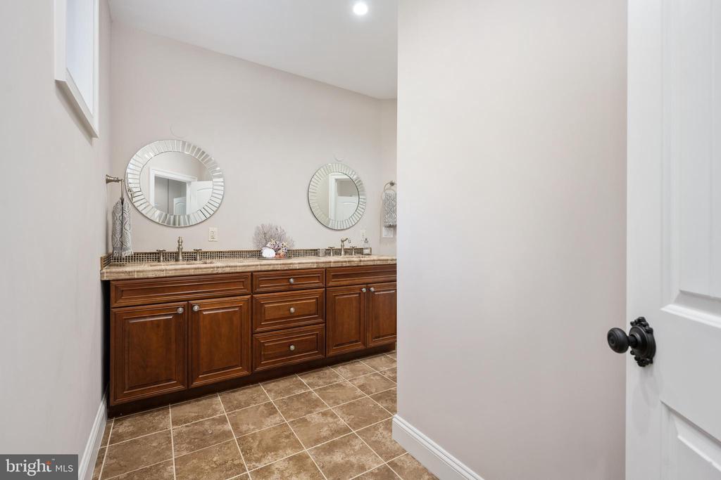 11092 CALEDON ROAD