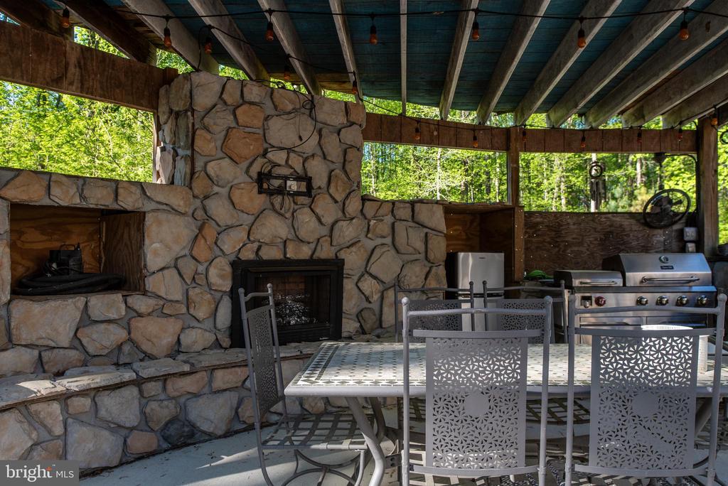 11092 CALEDON ROAD