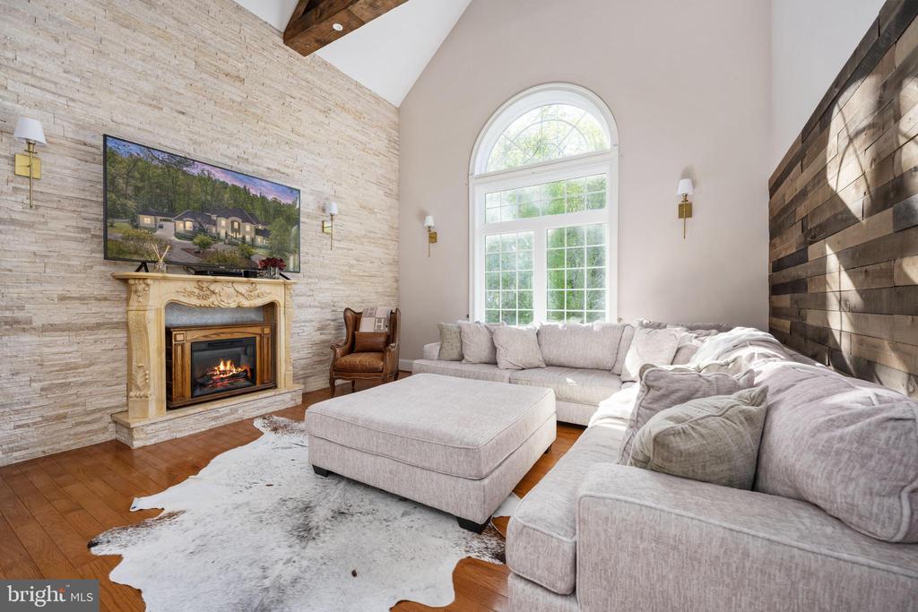 11092 CALEDON ROAD