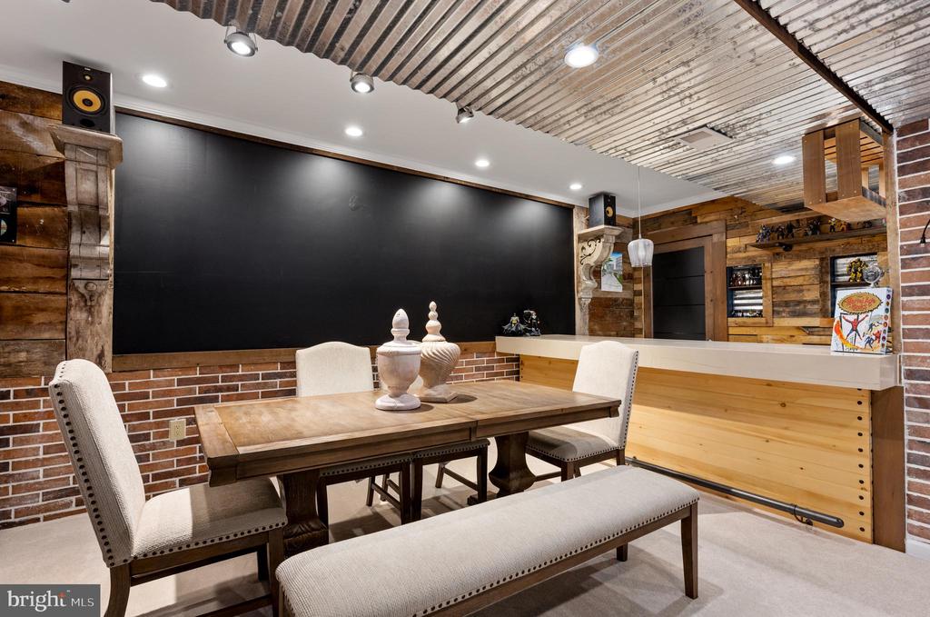 11092 CALEDON ROAD