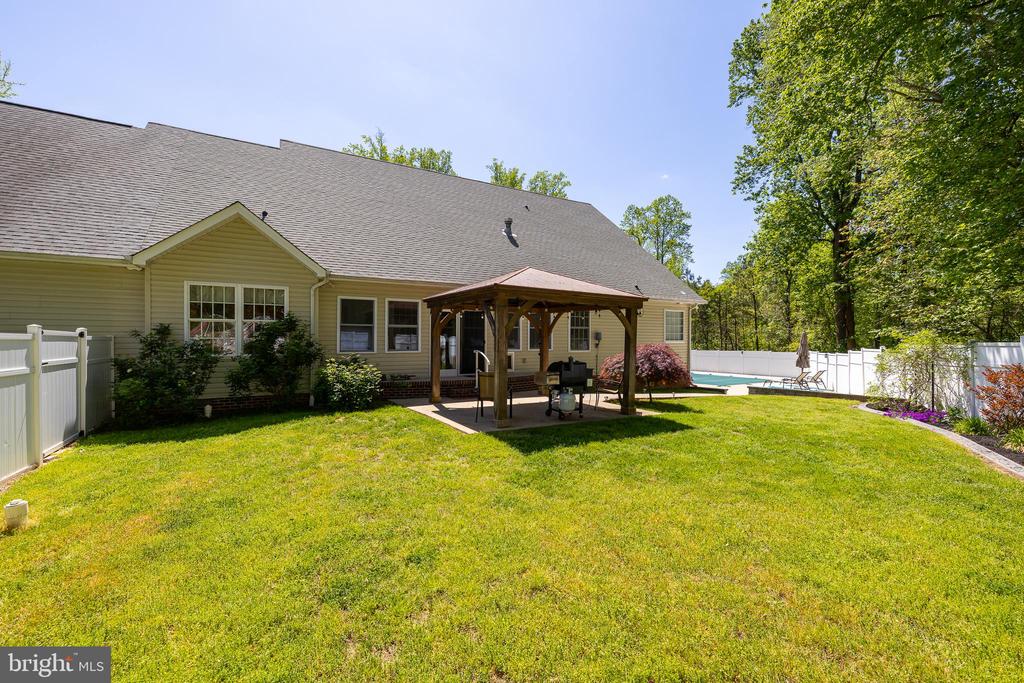 14407 DAVIS DRIVE