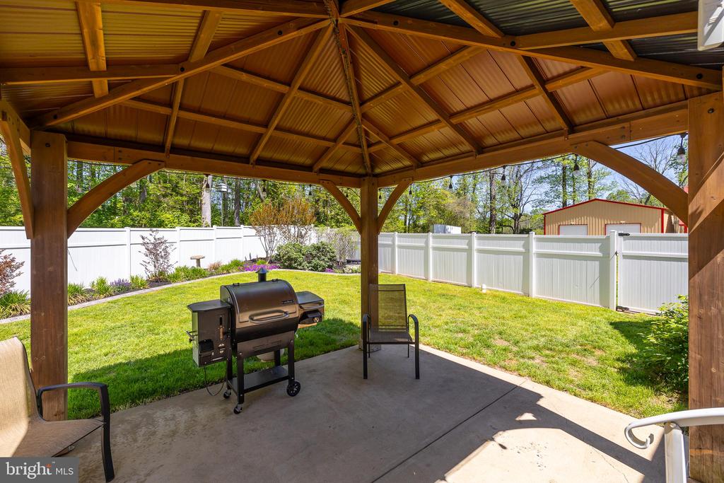 14407 DAVIS DRIVE