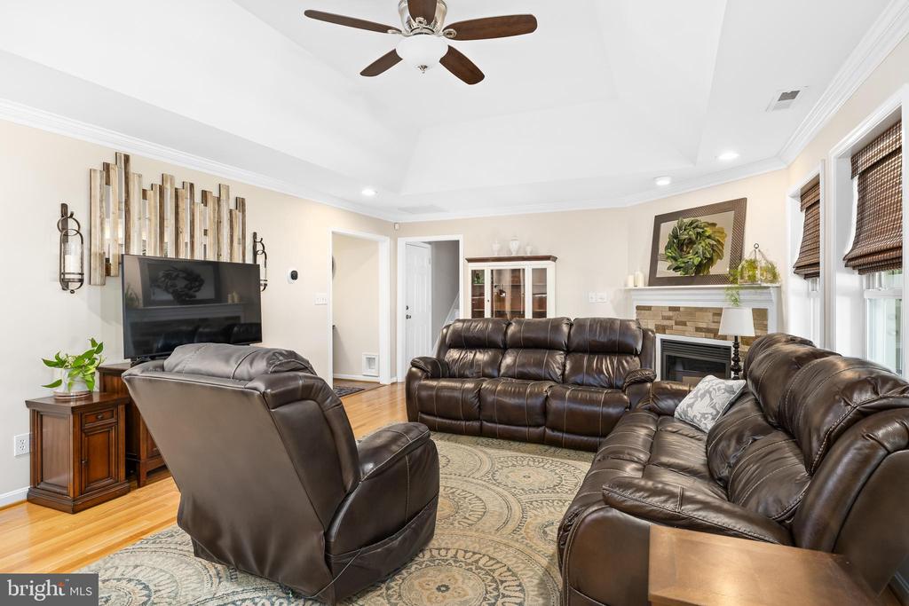 14407 DAVIS DRIVE