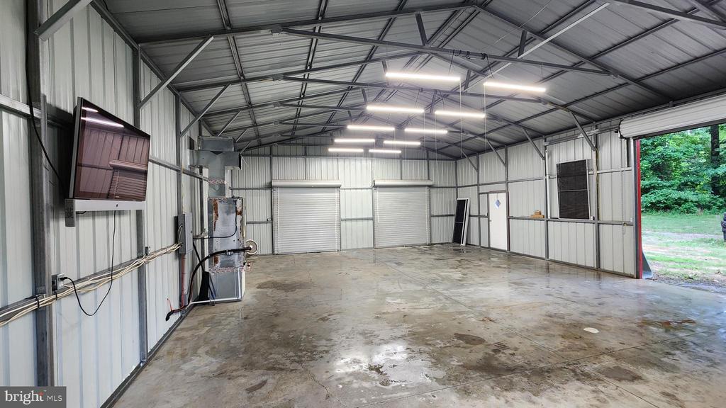 14407 DAVIS DRIVE