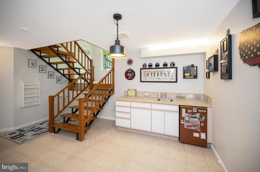 7652 INDIANTOWN ROAD