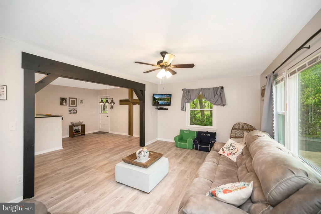 7652 INDIANTOWN ROAD