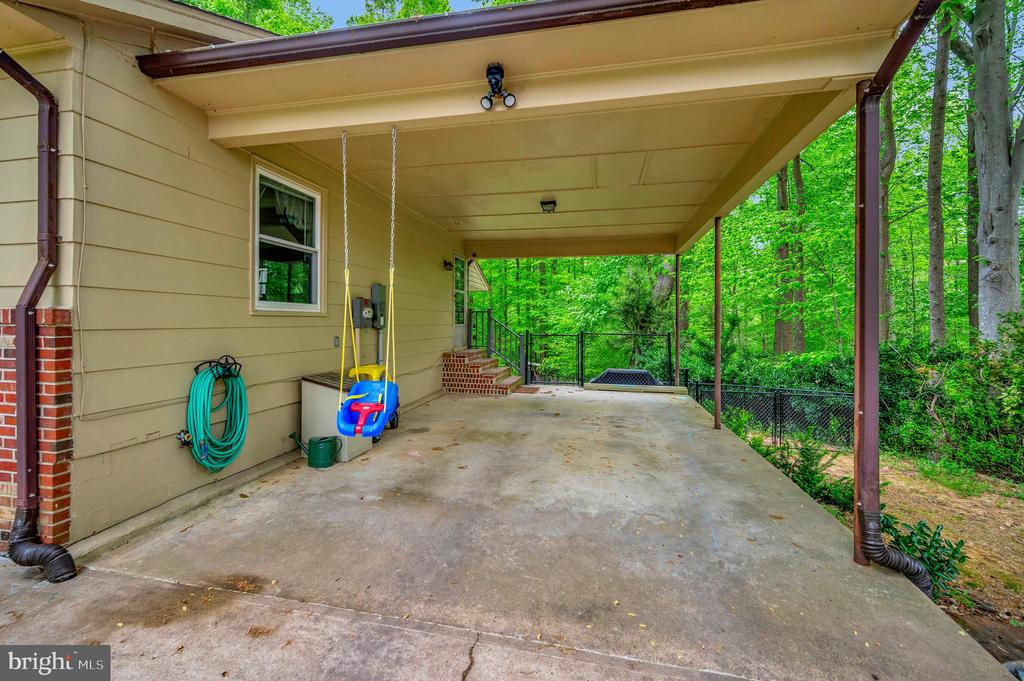 7652 INDIANTOWN ROAD