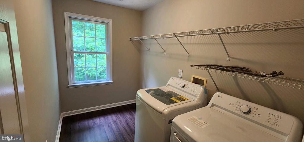 8295 FAIRBANKS COURT
