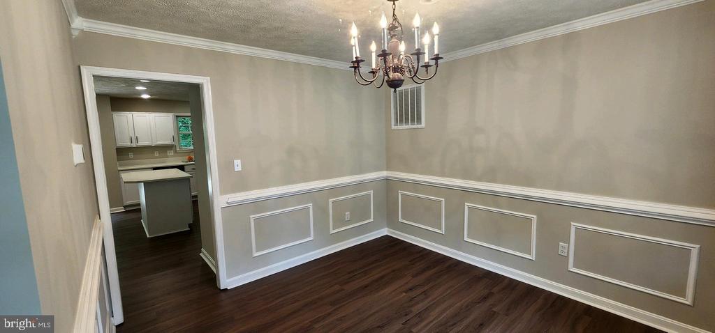 8295 FAIRBANKS COURT