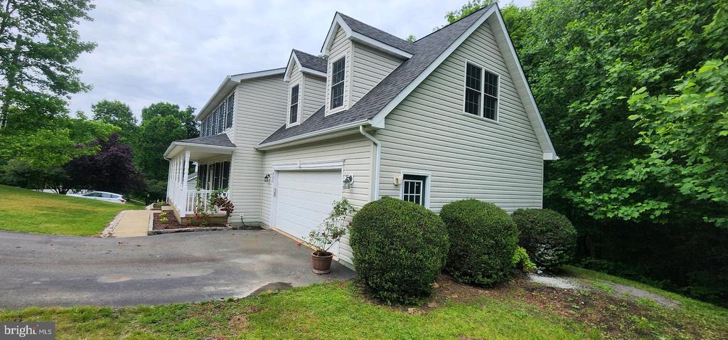 8295 FAIRBANKS COURT