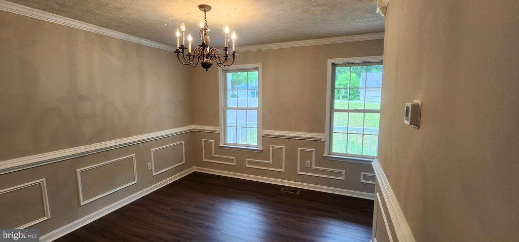 8295 FAIRBANKS COURT