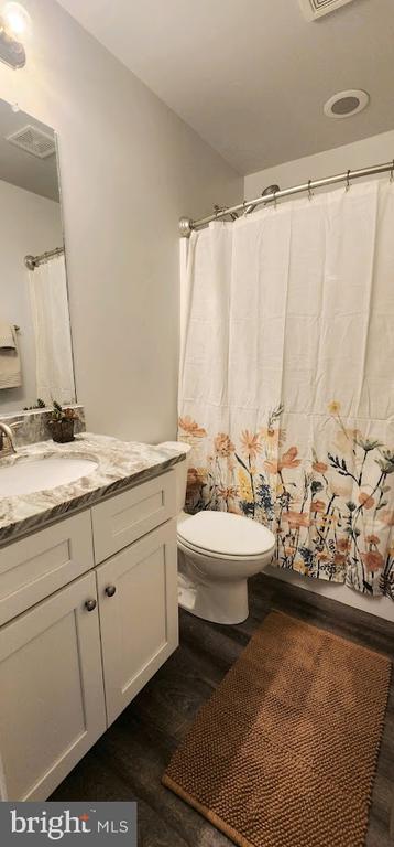 8207 BUCKTHORNE RUN