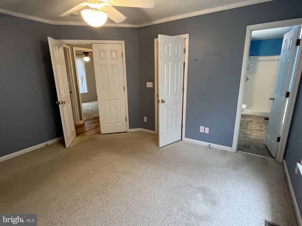 1136 GARNER DRIVE