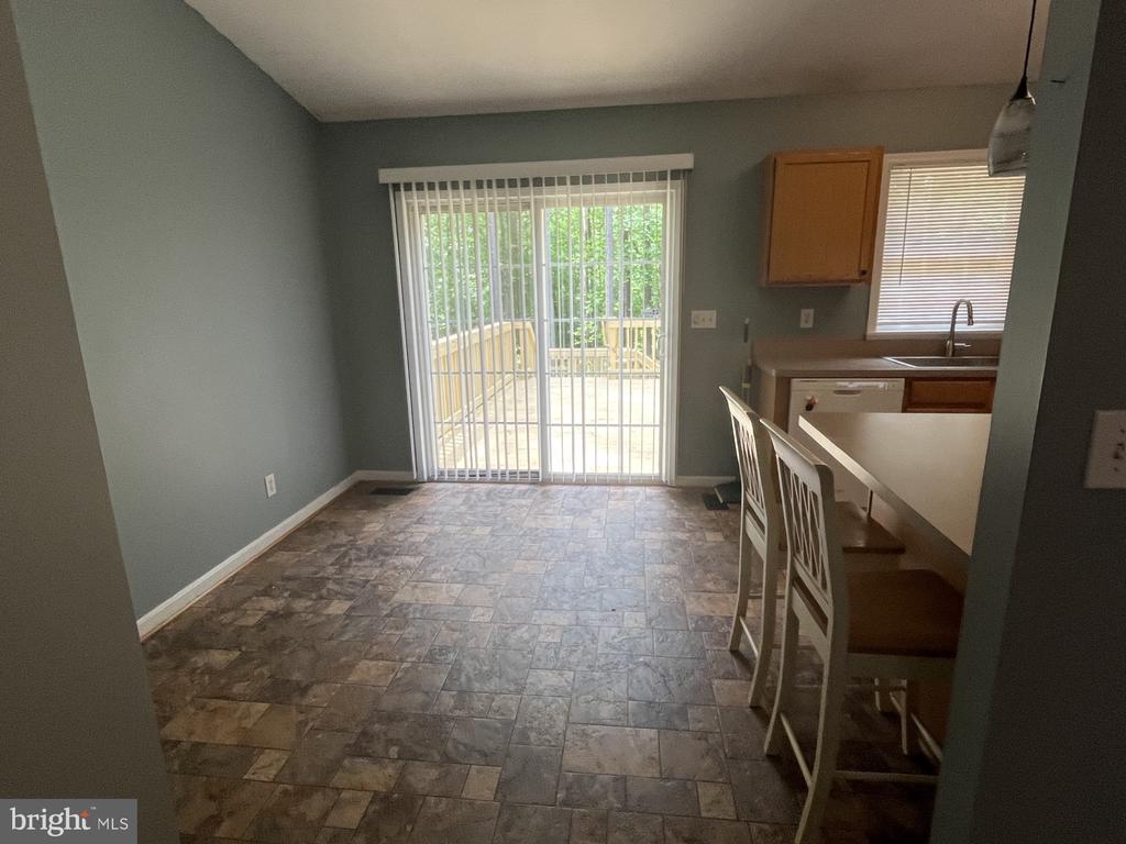 1136 GARNER DRIVE