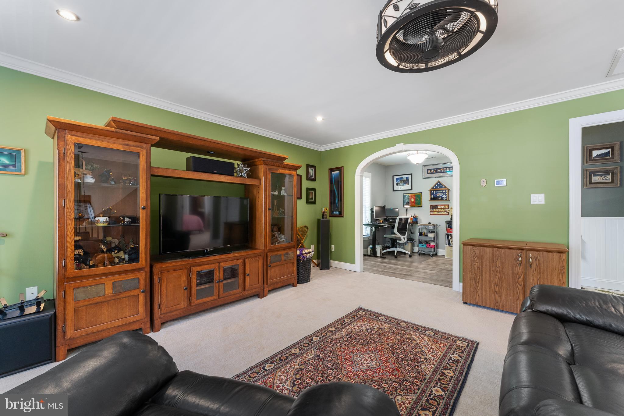 8231 REAGAN DRIVE