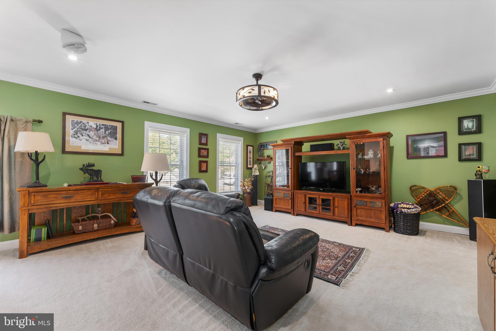 8231 REAGAN DRIVE