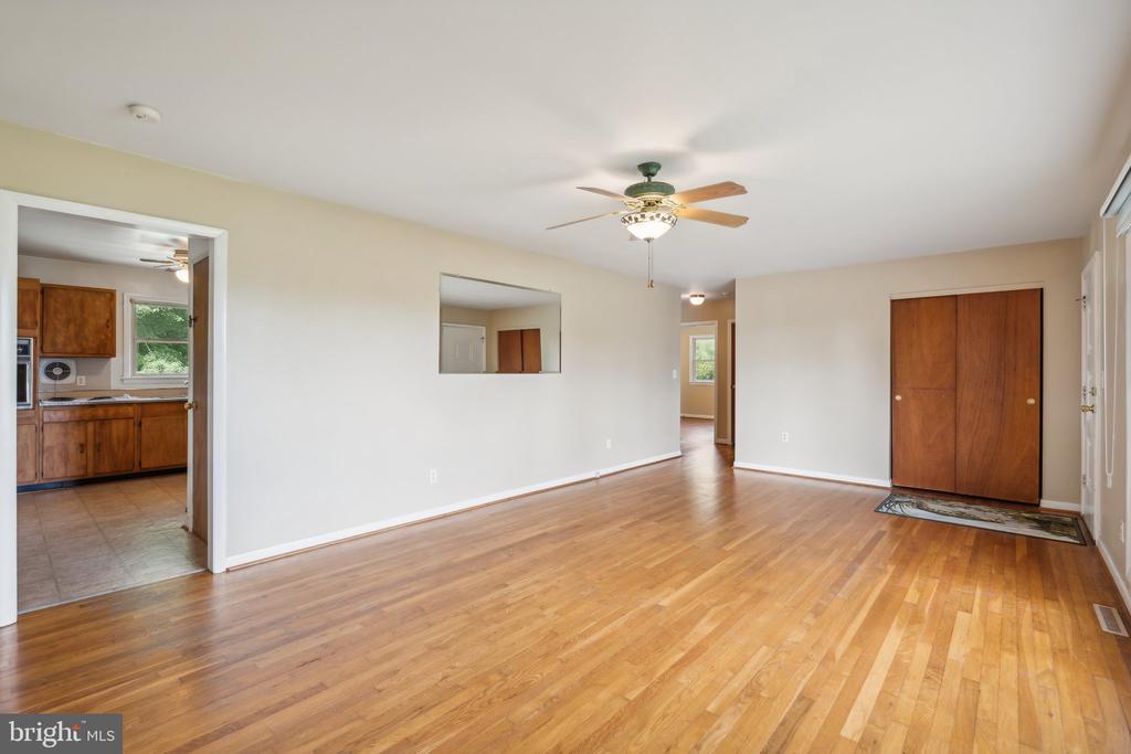 8384 WILLOW HILL ROAD
