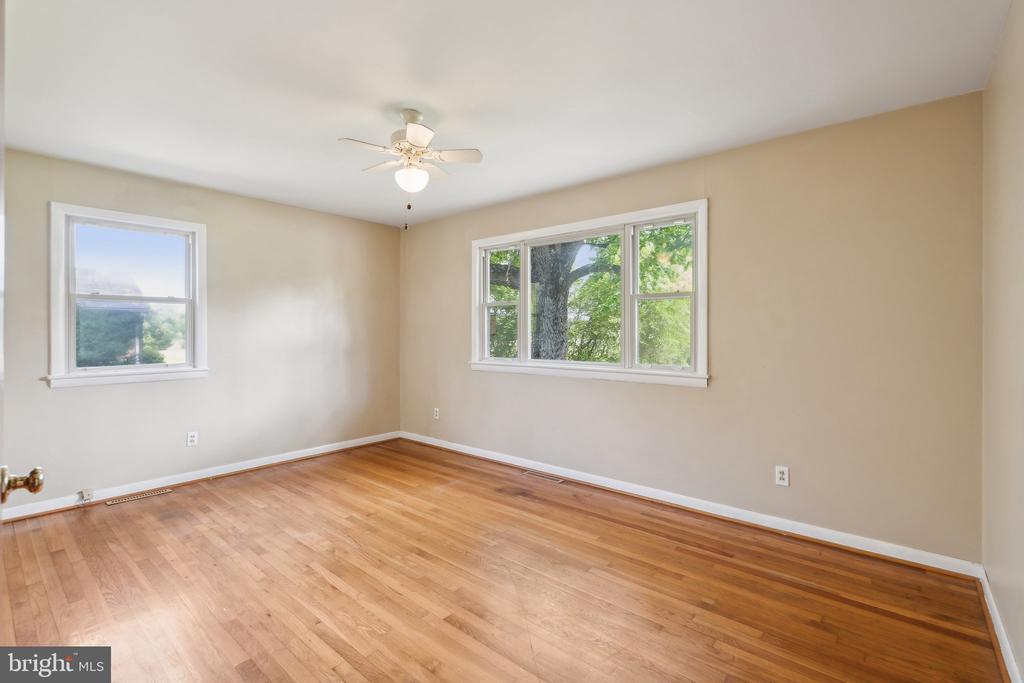 8384 WILLOW HILL ROAD