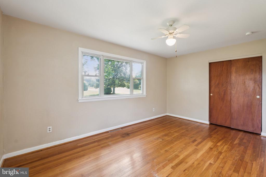 8384 WILLOW HILL ROAD