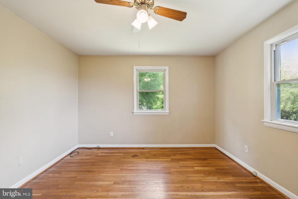 8384 WILLOW HILL ROAD