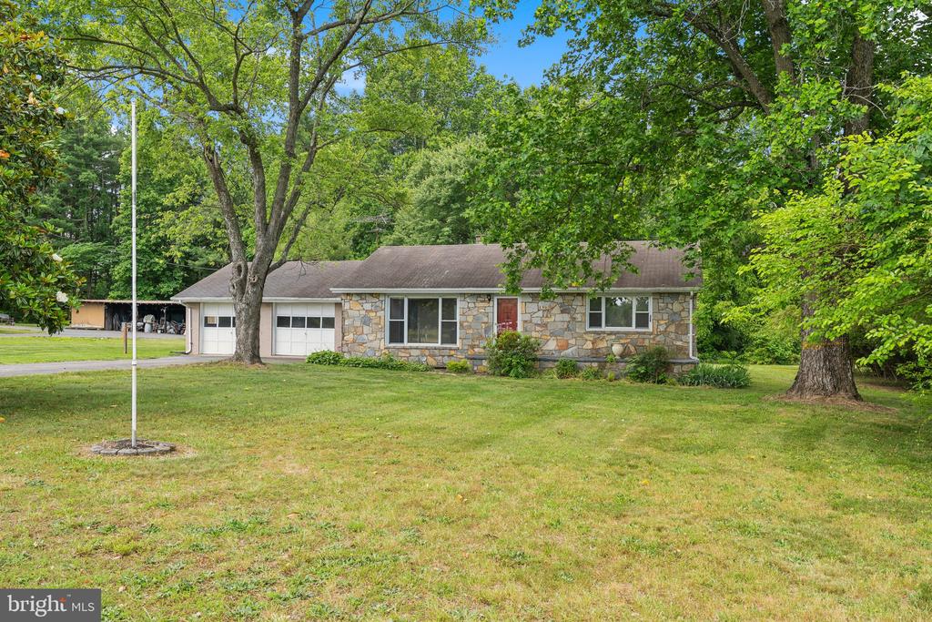 8384 WILLOW HILL ROAD