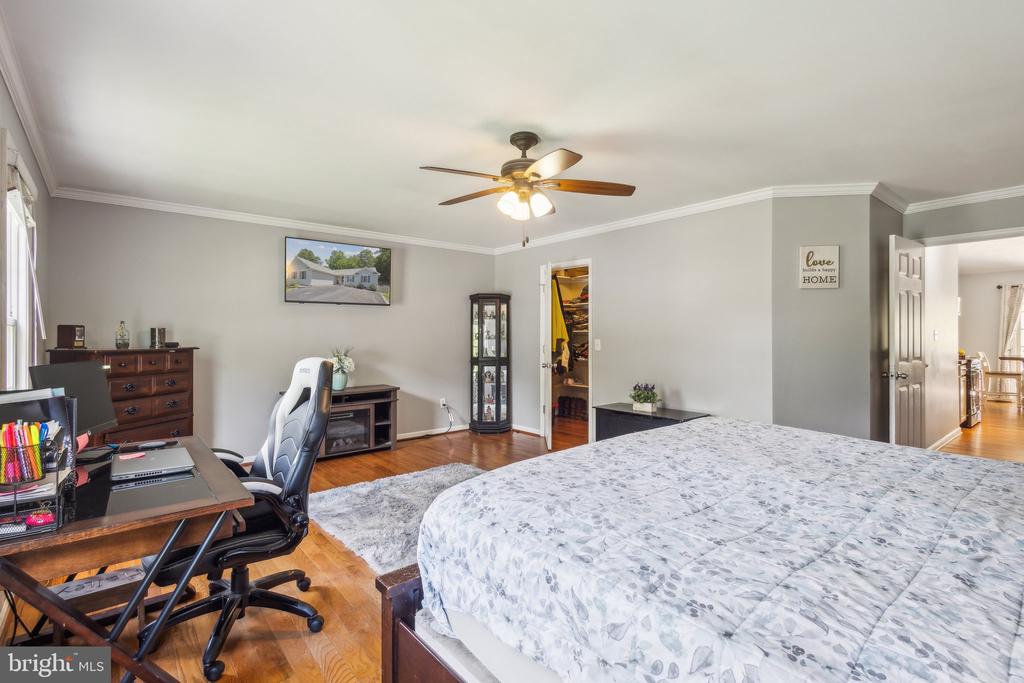 9165 CODY LANE