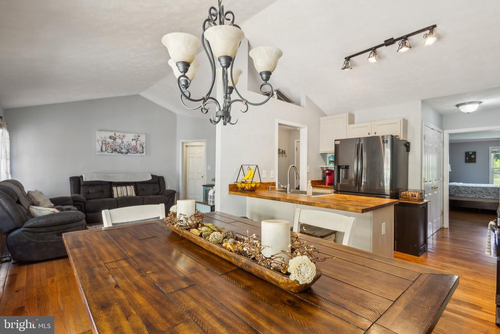 9165 CODY LANE