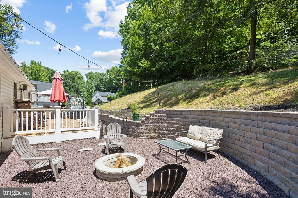 9165 CODY LANE