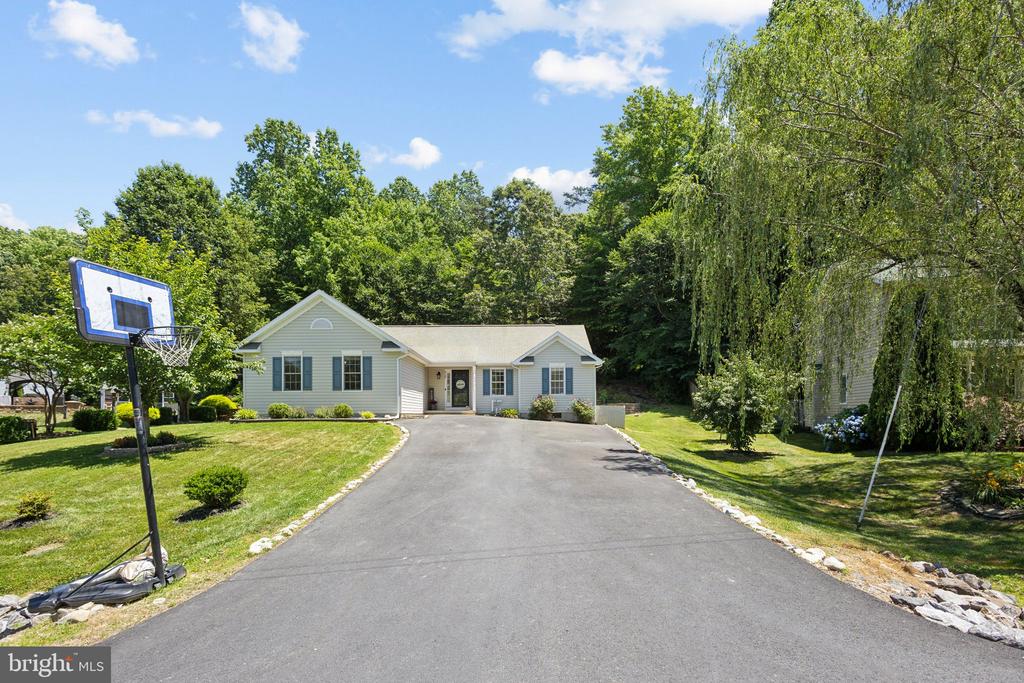 9165 CODY LANE