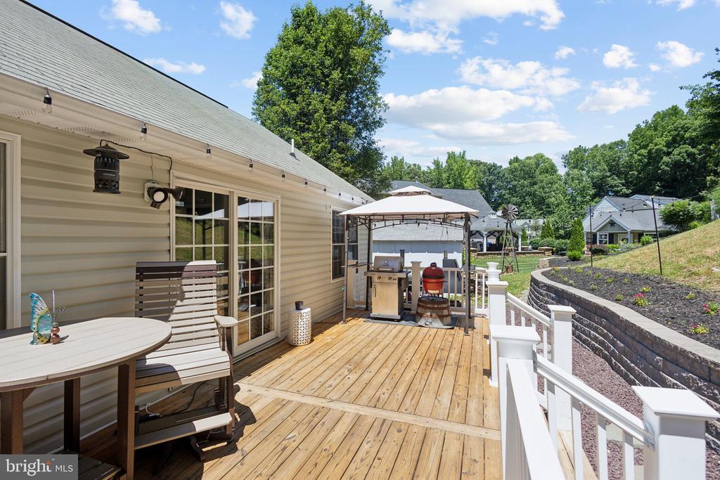 9165 CODY LANE