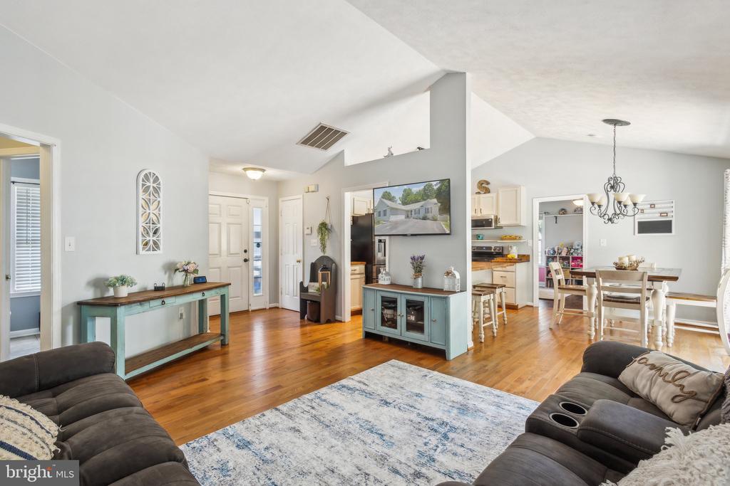 9165 CODY LANE