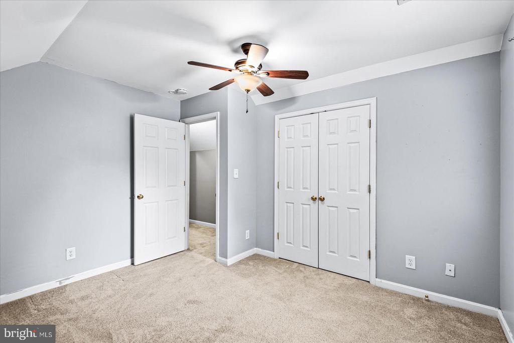 8487 REAGAN DRIVE